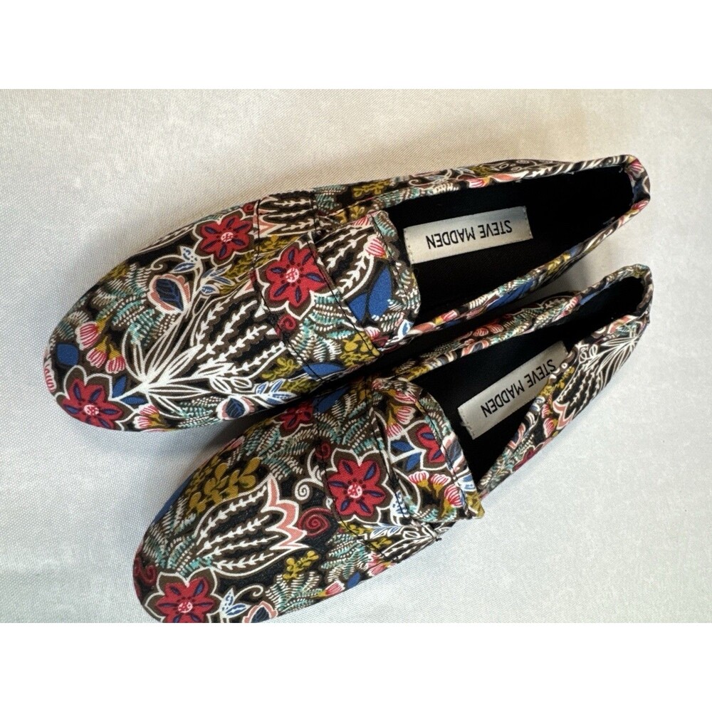 Steve Madden Eltonn Bright Multi-colored slip-on loafers Women size 6